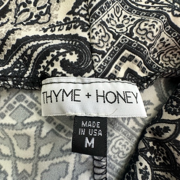 Thyme & Honey Black & White A Line Mini Skirt Size Medium - Picture 3 of 8